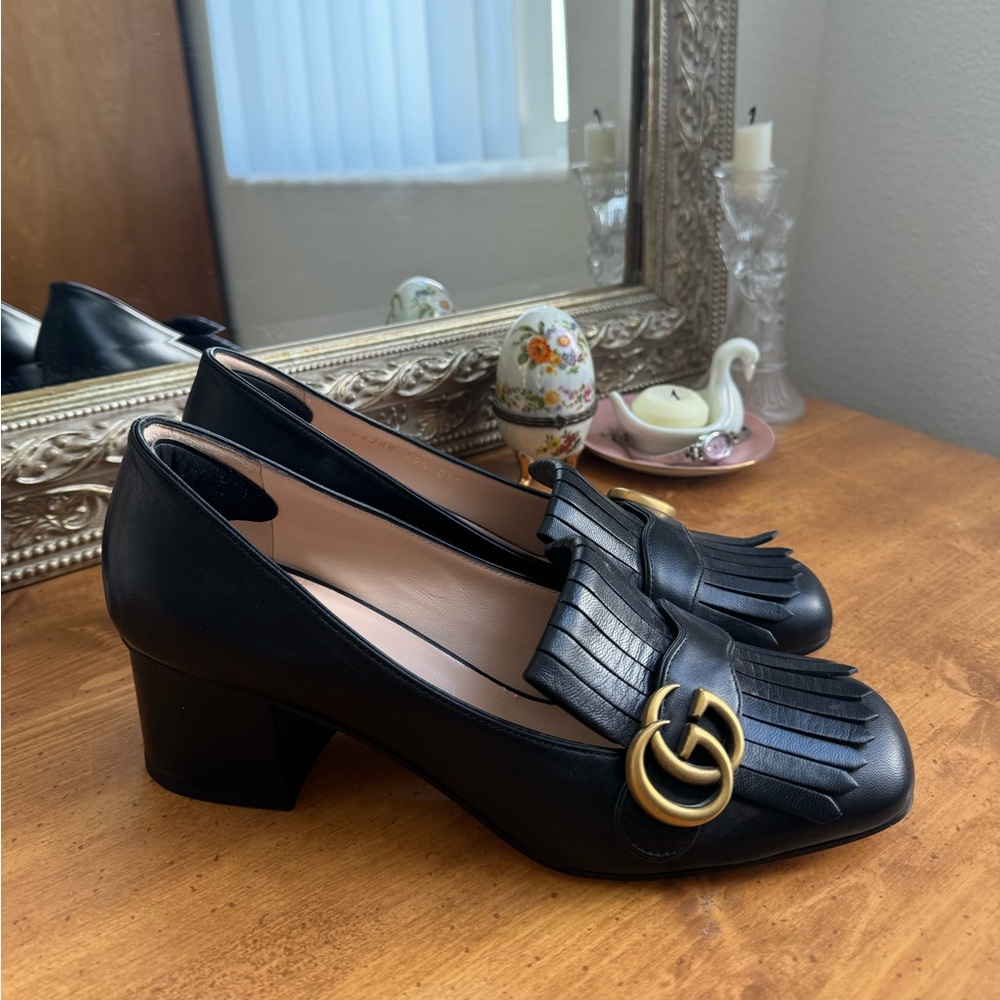 Gucci double G logo leather pumps